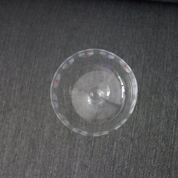 Marie Antoinette Champagne Glass with Red and Blue Circle Pattern - Picture 3 of 8